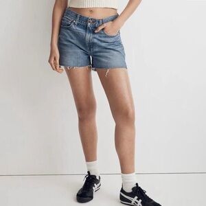 Madewell Relaxed Denim High-Rise Shorts - Size 25
